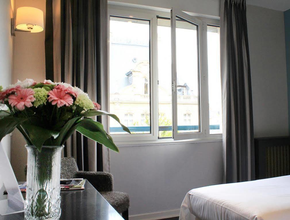 Hotel-Restaurant Le Victoria Rennes Luaran gambar